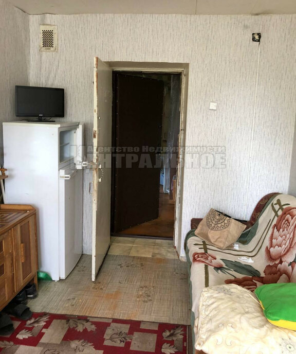 комната г Смоленск р-н Заднепровский ул Юрьева 3 фото 3