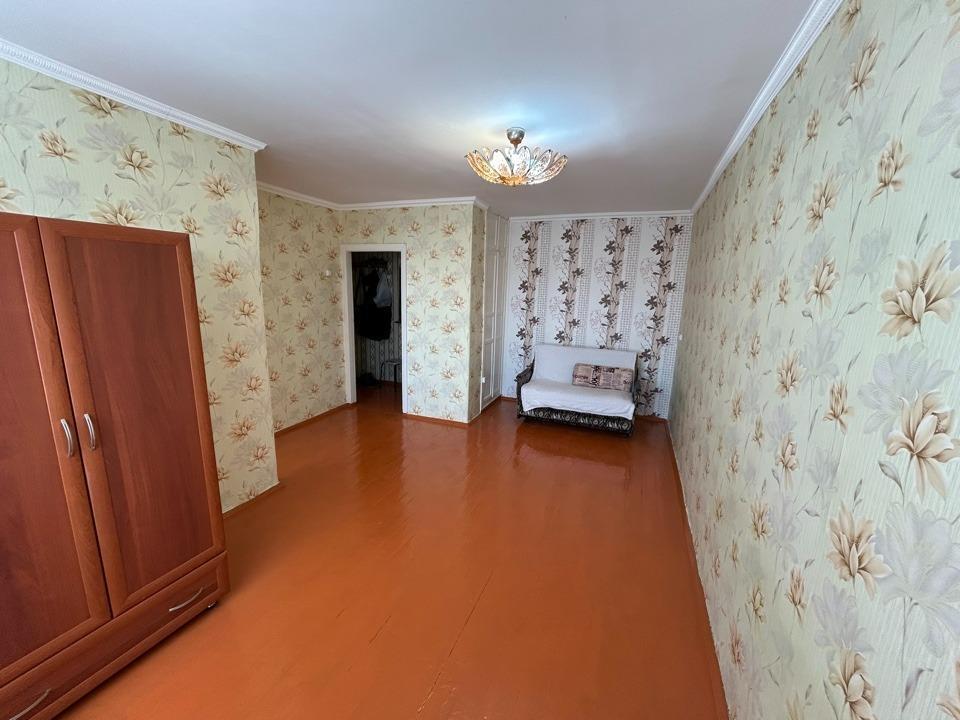 квартира г Орск р-н Октябрьский пр-кт Ленина 31б фото 1