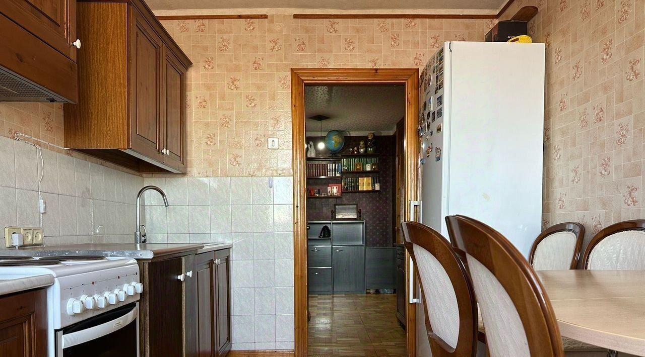 квартира г Тольятти р-н Автозаводский ул Фрунзе 35 фото 8