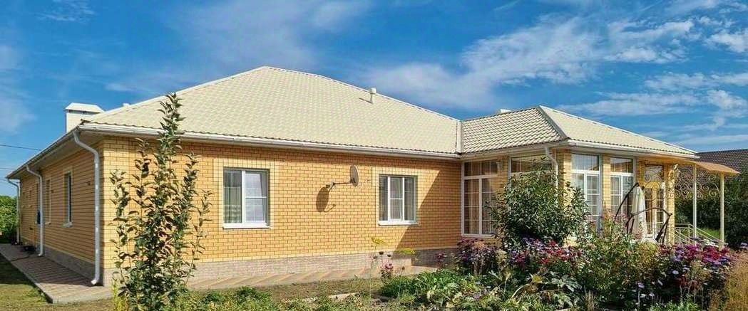 дом р-н Яковлевский г Строитель ул Алтынникова фото 6