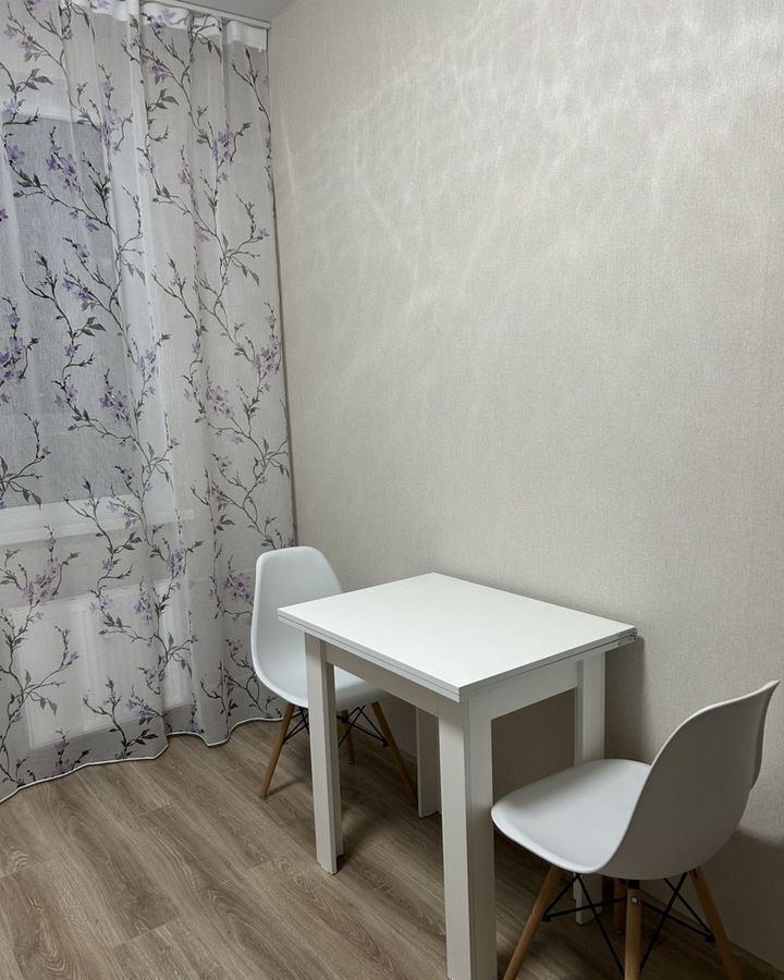 квартира г Волгоград р-н Дзержинский ул Качинцев 83 фото 11