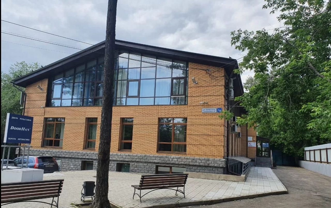 офис г Иркутск р-н Октябрьский ул Коммунаров 1а фото 6