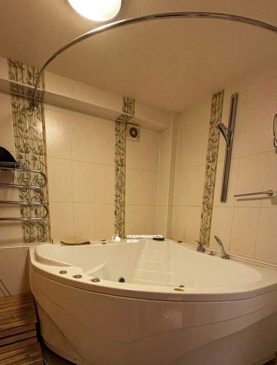 квартира г Челябинск р-н Калининский ул Братьев Кашириных 99а фото 2