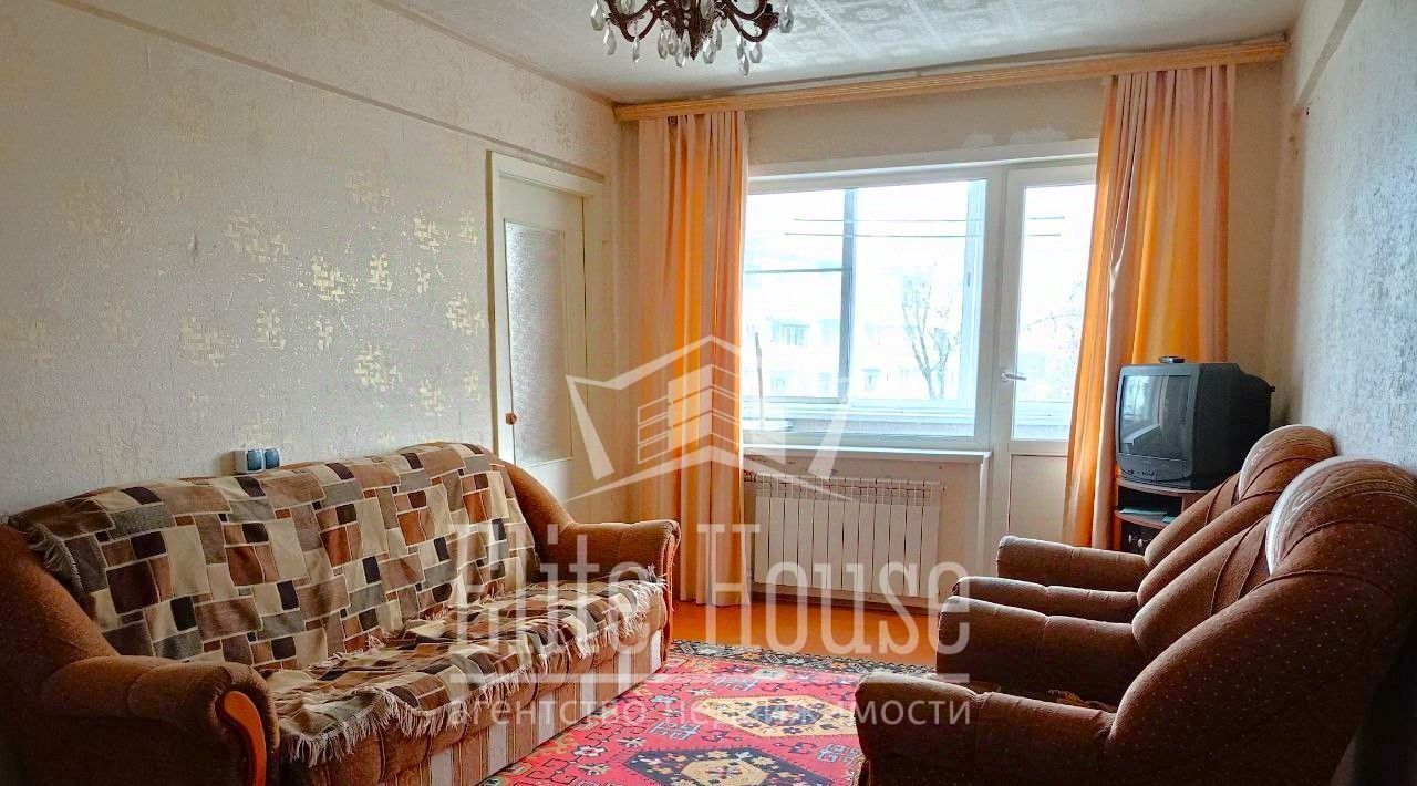 квартира г Калуга р-н Московский ул Пухова 11 фото 1