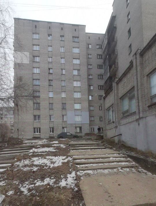 комната г Владимир р-н Октябрьский ул Тракторная 1а фото 1