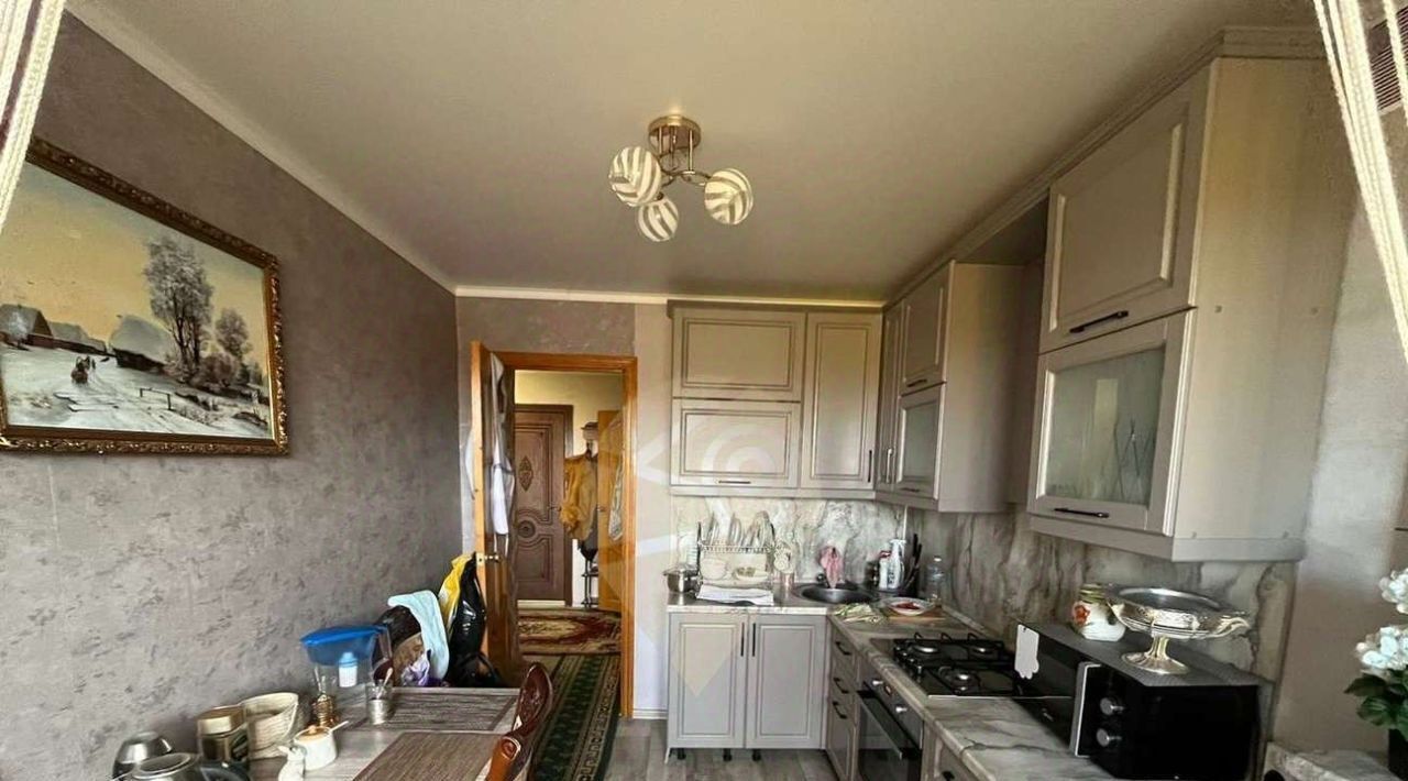 квартира г Старый Оскол мкр Углы 2 фото 2