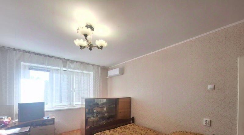 квартира г Тольятти р-н Автозаводский ул Офицерская 4б фото 1