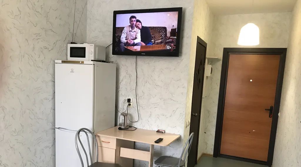 комната г Красноярск р-н Октябрьский ул Академика Киренского 9а фото 2