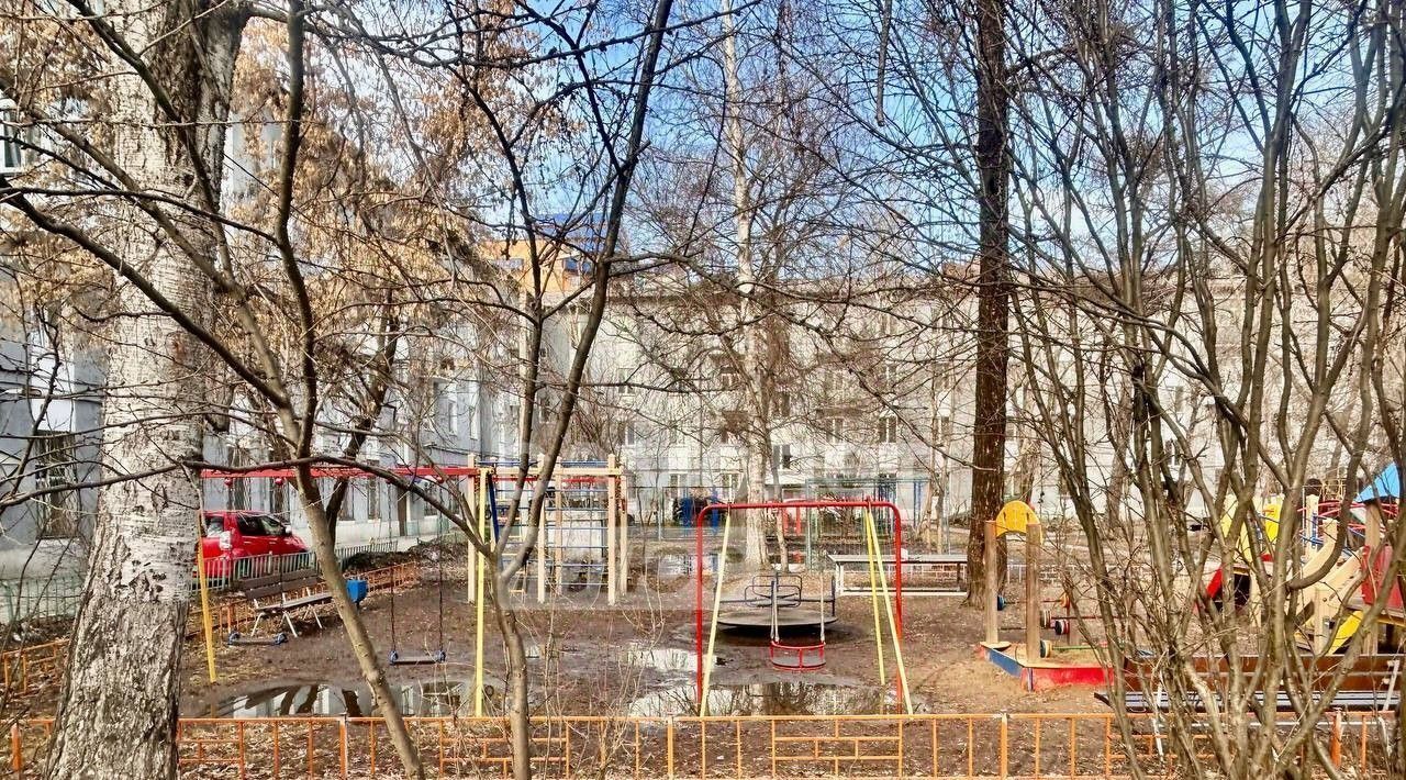 квартира г Иркутск р-н Правобережный ул Декабрьских Событий 107а фото 3