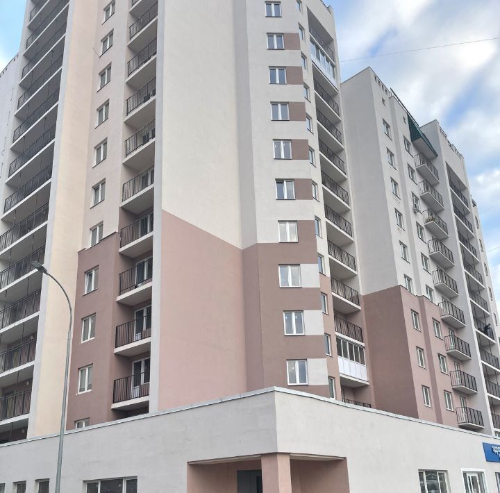 квартира г Саратов р-н Волжский ул им Менякина Ю.И. 6 фото 12
