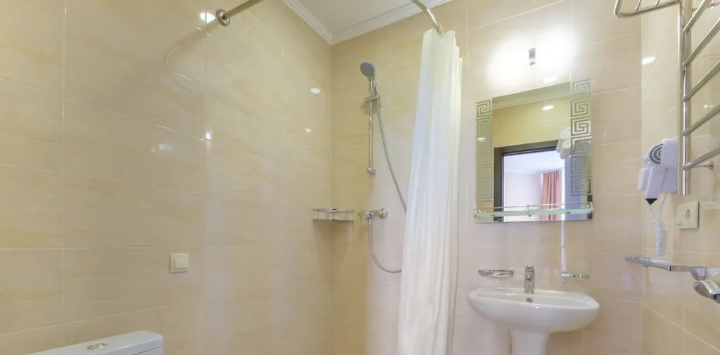комната г Феодосия пгт Орджоникидзе пер Семашко 3 фото 3