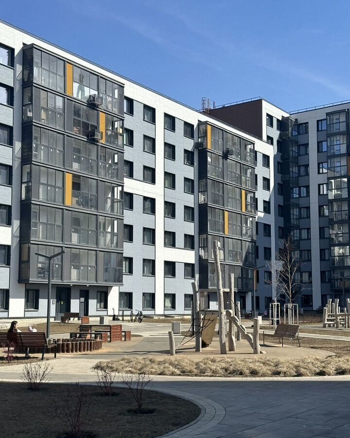 квартира г Набережные Челны р-н Комсомольский ул Вазила Мавликова 3а фото 1