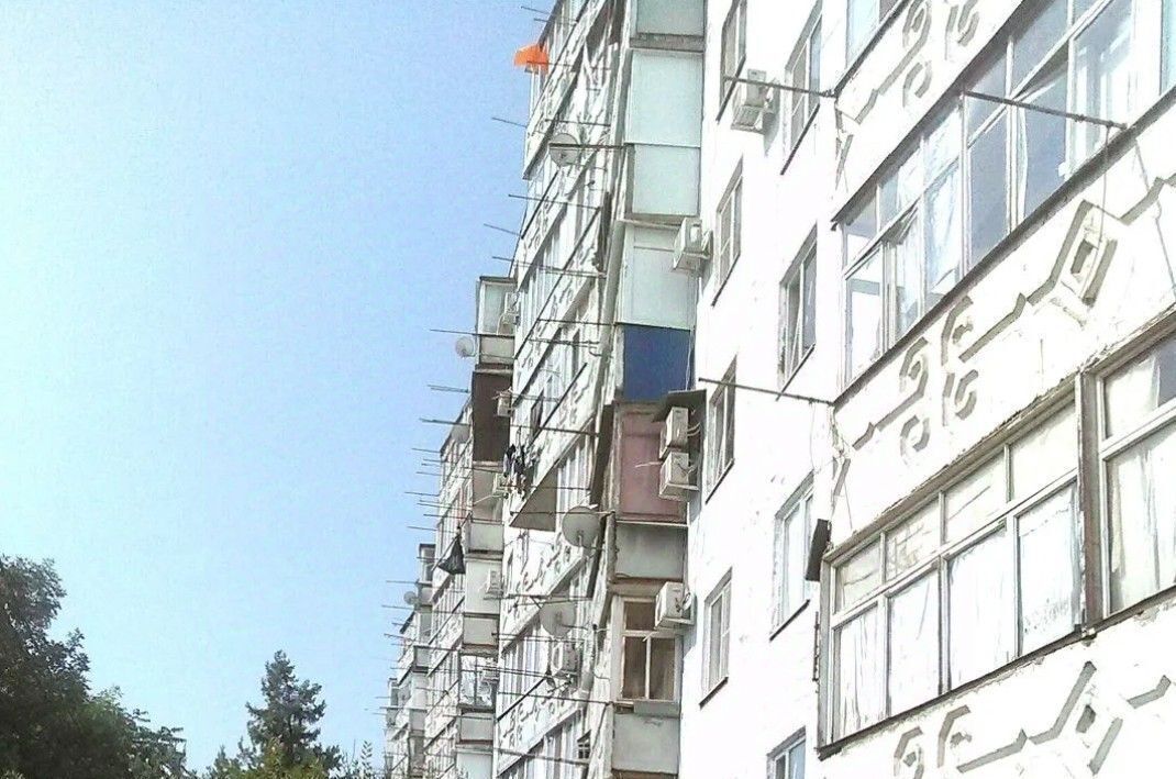 квартира г Майкоп ул 8 Марта 22 фото 1