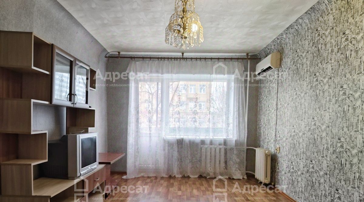 комната г Волгоград р-н Тракторозаводский ул им. Клименко 11 фото 1