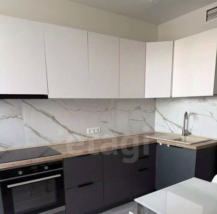 квартира г Казань метро Горки пр-кт Альберта Камалеева 30 фото 1