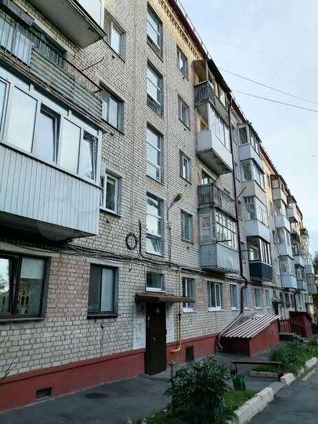 квартира г Брянск р-н Советский ул Октябрьская 39 фото 4