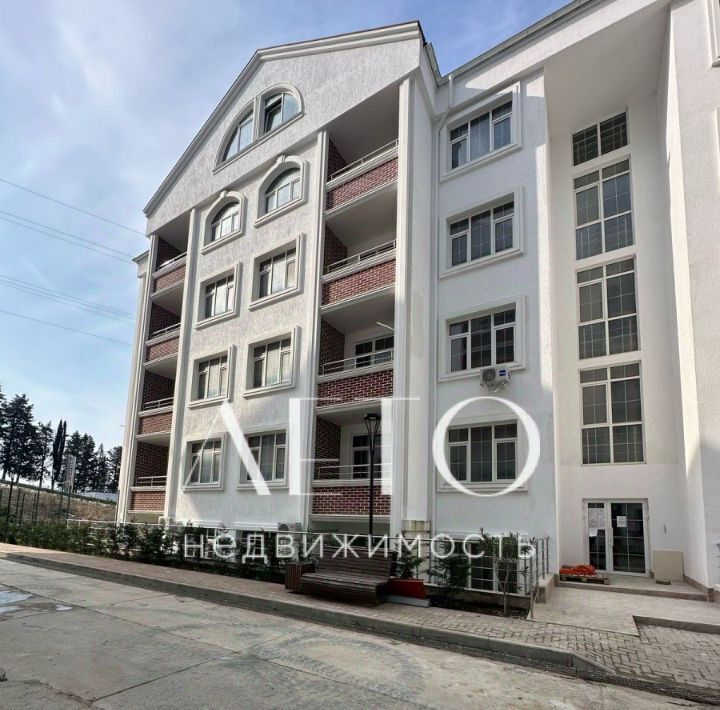 квартира г Сочи р-н Адлерский ул Ленина 290/7к 8 фото 2