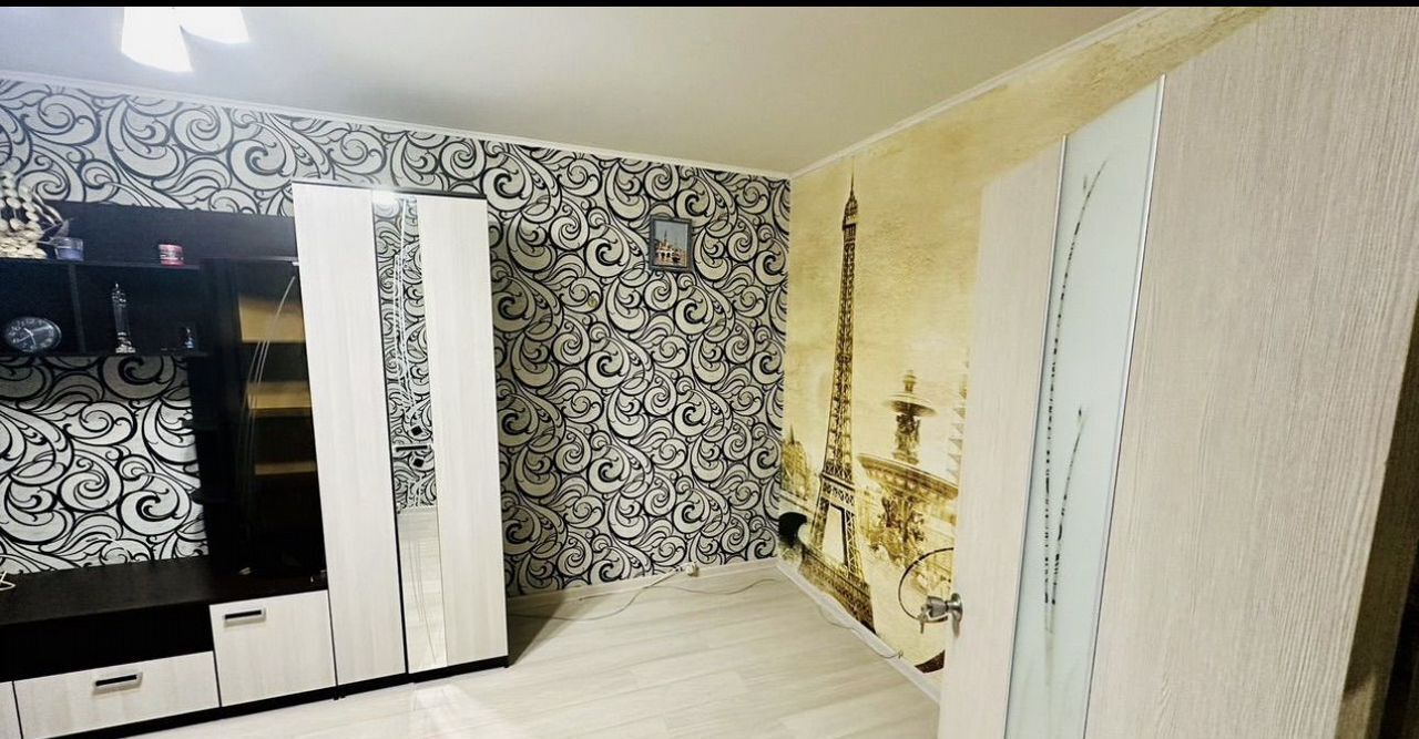 квартира г Курск р-н Центральный пр-кт Вячеслава Клыкова 41 фото 4