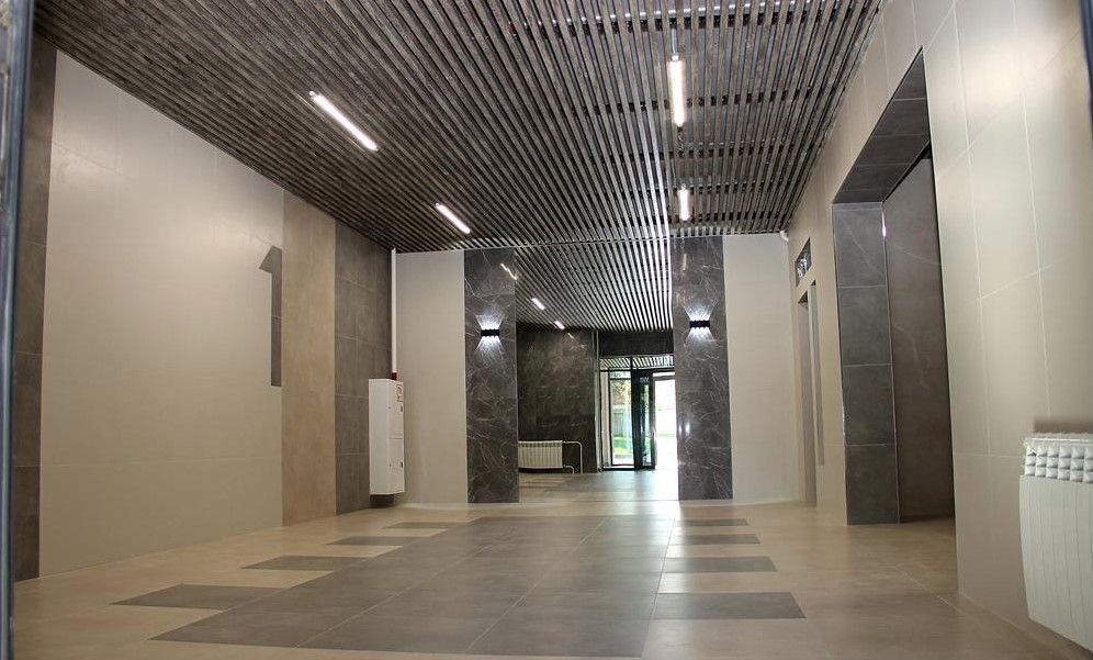 квартира г Тольятти р-н Автозаводский ул Фрунзе 2в фото 3