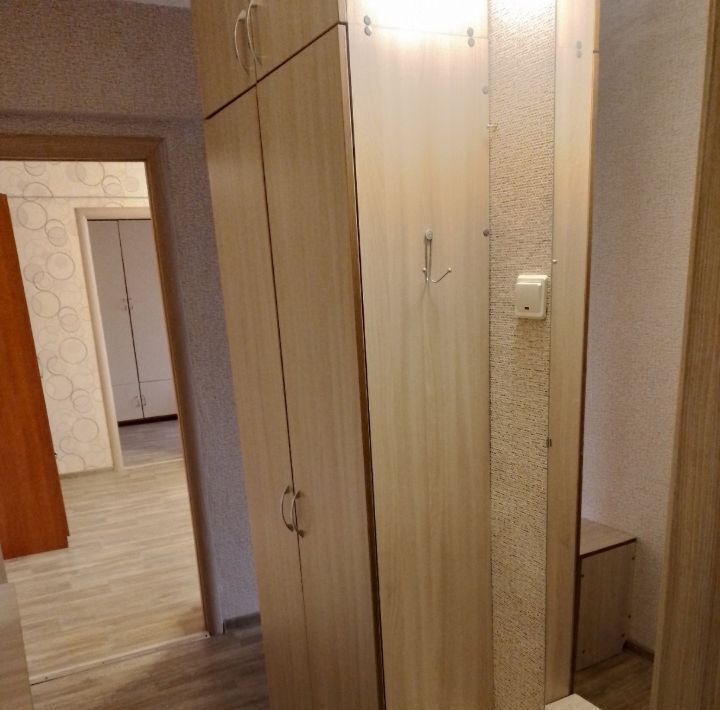 квартира г Великий Новгород ул Попова 3 фото 1