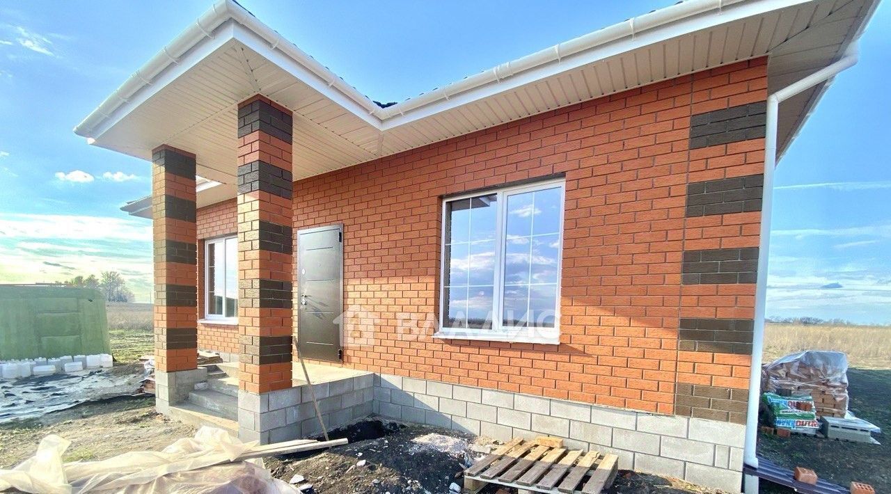 дом р-н Яковлевский г Строитель ул Беседина фото 2
