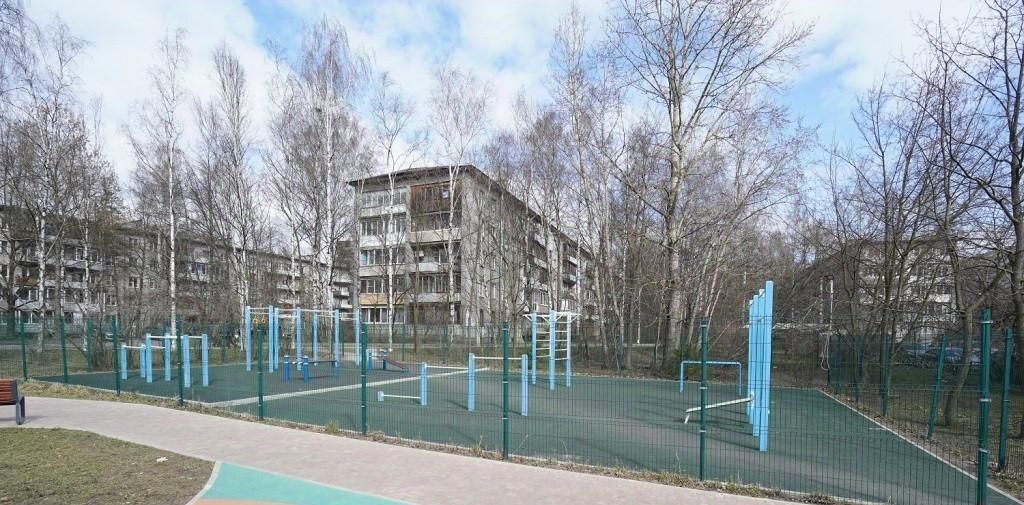 комната г Санкт-Петербург п Металлострой ул Полевая 18 метро Рыбацкое фото 21