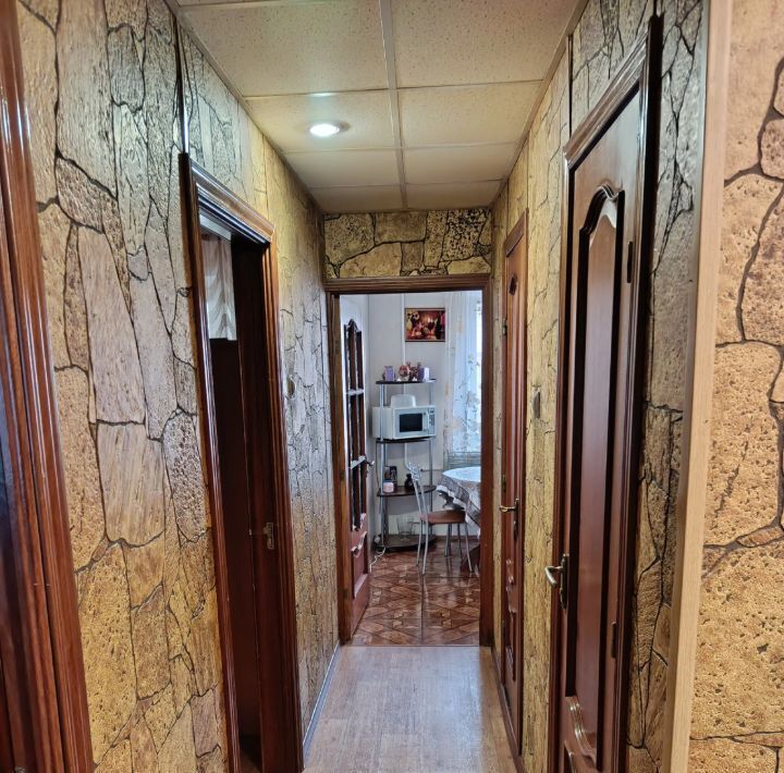 квартира г Курск р-н Центральный ул Студенческая 18 фото 12