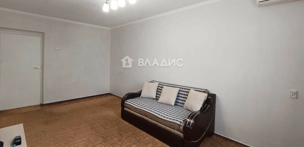 квартира р-н Ейский г Ейск ул Коммунистическая 49/8 фото 2