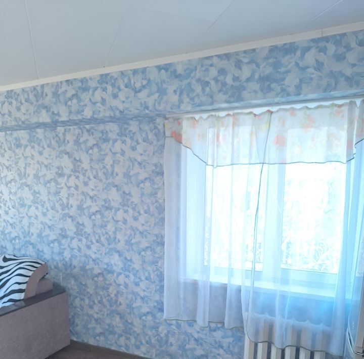 комната г Омск р-н Кировский ул Лукашевича 8а фото 3