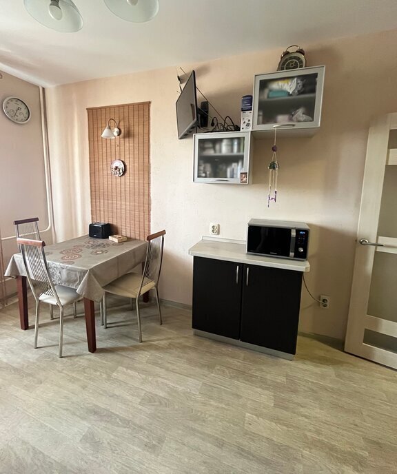 квартира г Волгоград р-н Дзержинский ул им. Хорошева 16 фото 14