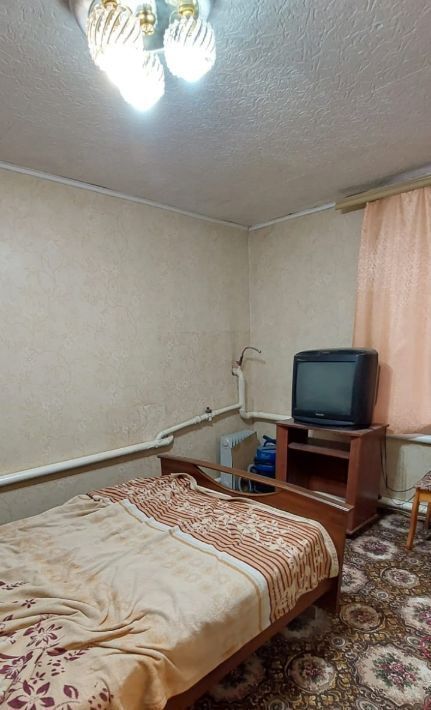комната г Волгоград р-н Советский ул Дебальцевская 17а фото 1