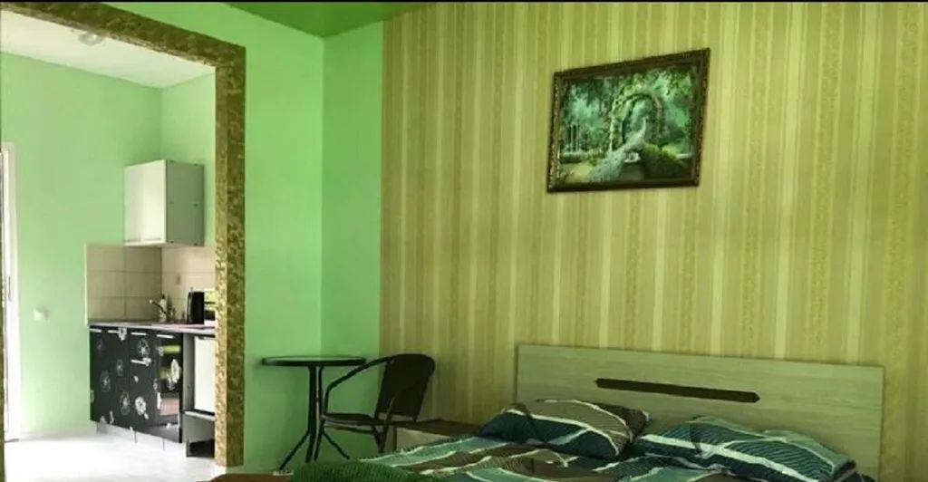 комната г Ялта пгт Кореиз ш Алупкинское 54а фото 1