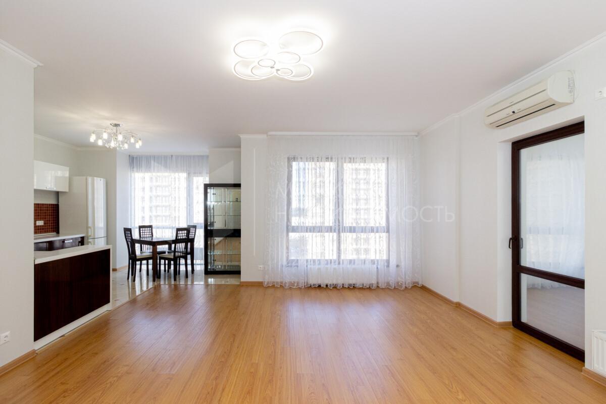 квартира г Тюмень ул Максима Горького 625048 Tyumen, Tyumenskaya oblast, Russia, 68/4 фото 6