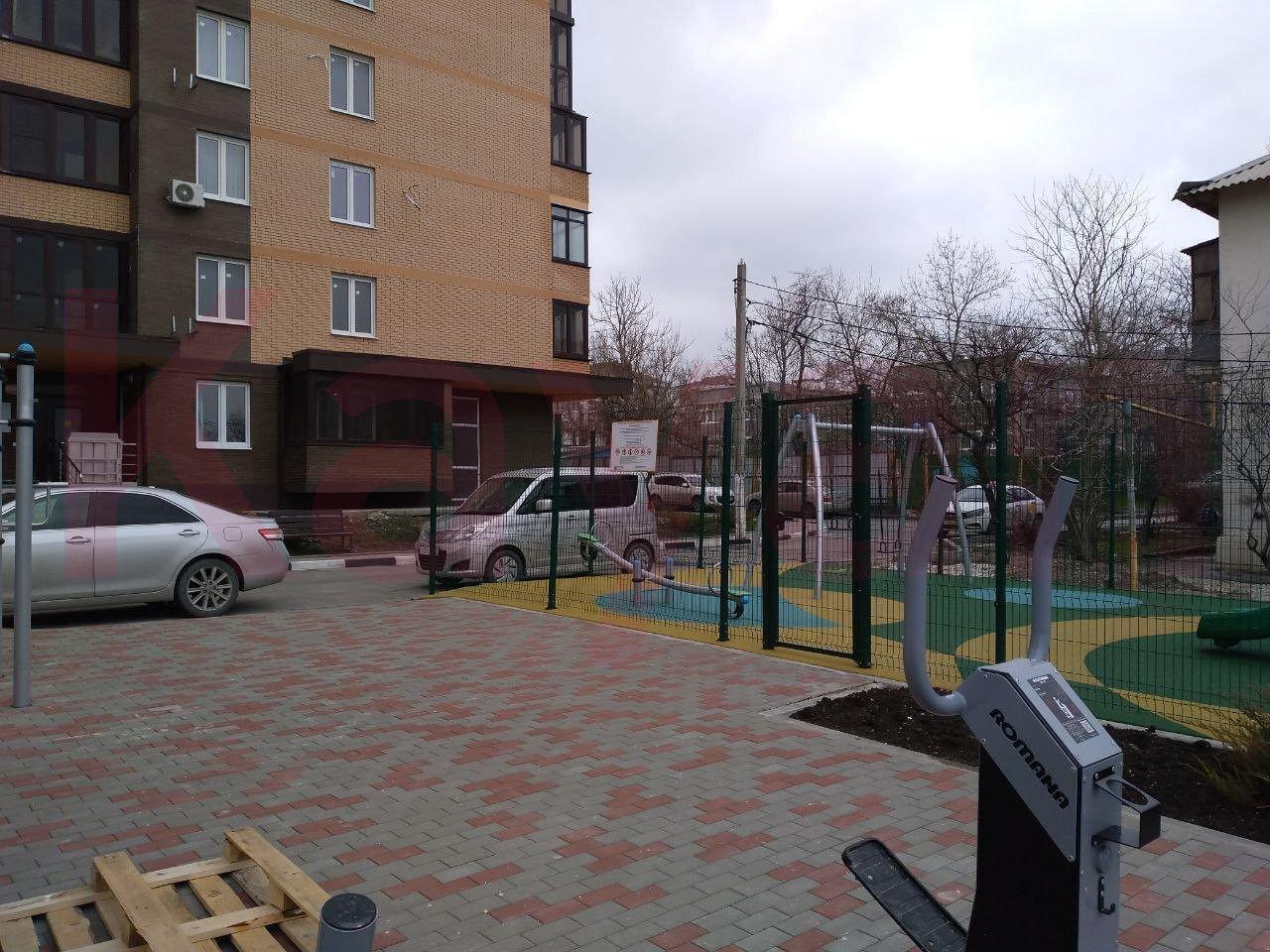 квартира г Новороссийск р-н Центральный улица набережная Адмирала Серебрякова, 69 фото 3
