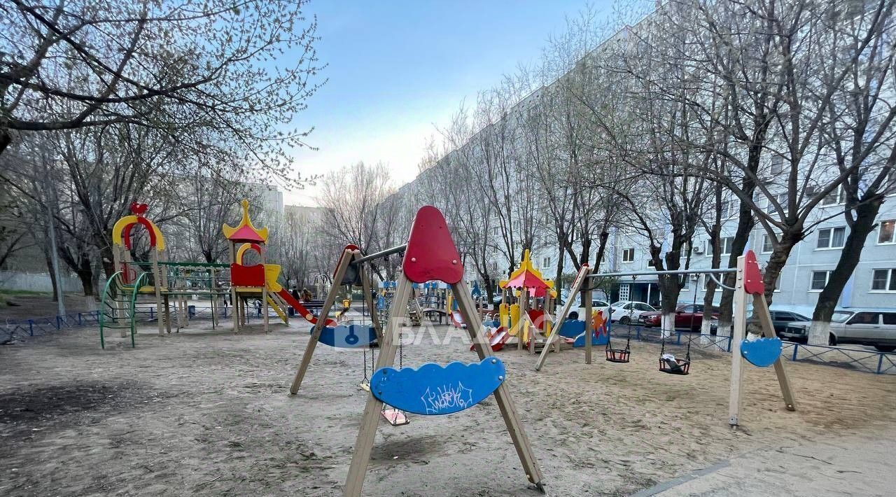 квартира г Волгоград р-н Тракторозаводский наб Волжской флотилии 15 фото 14