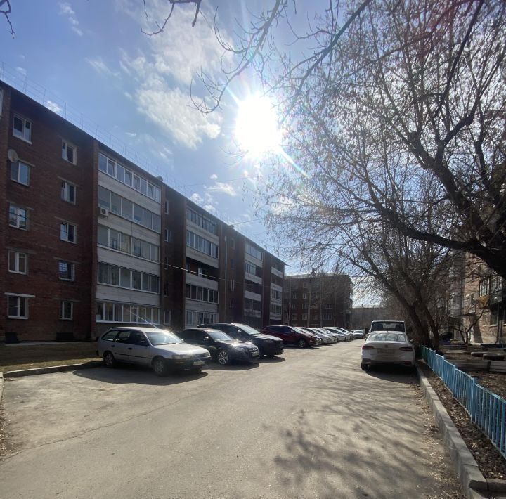 квартира г Иркутск р-н Октябрьский ул Александра Невского 67 фото 2