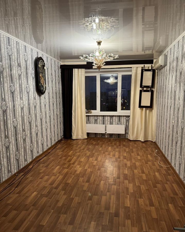 квартира г Тольятти р-н Автозаводский ул Фрунзе 1 фото 2