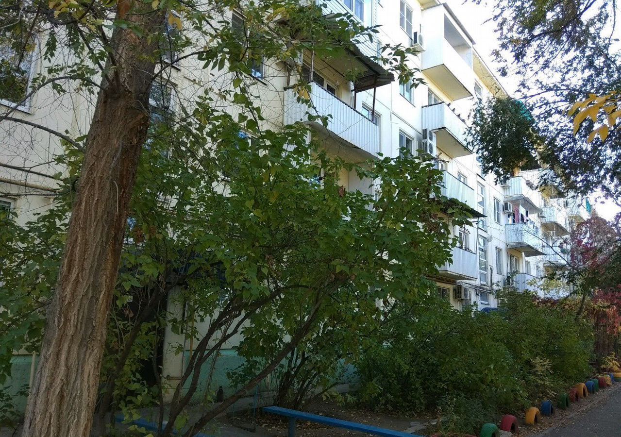 квартира г Астрахань р-н Ленинский ул. Комсомольская Набережная, 19 фото 2