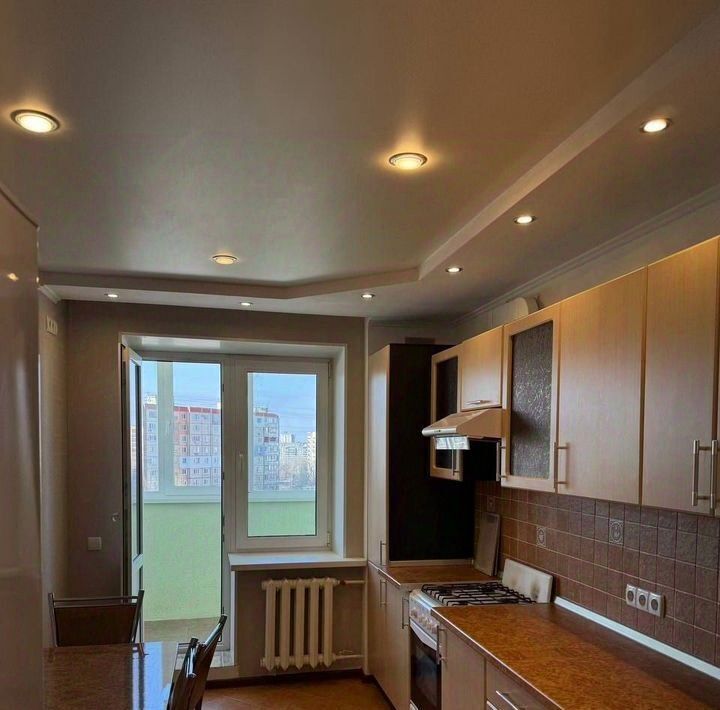 квартира г Саратов р-н Кировский ул им Батавина П.Ф. 12 фото 3