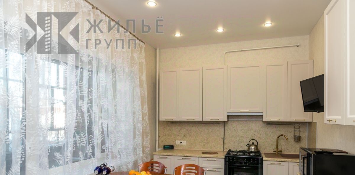 дом г Набережные Челны р-н Автозаводский 68-й комплекс ул Зеленая 28 фото 17