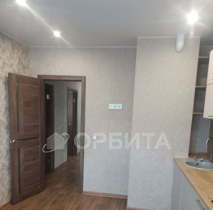 квартира г Тюмень р-н Калининский ул Интернациональная 199к/8 фото 2