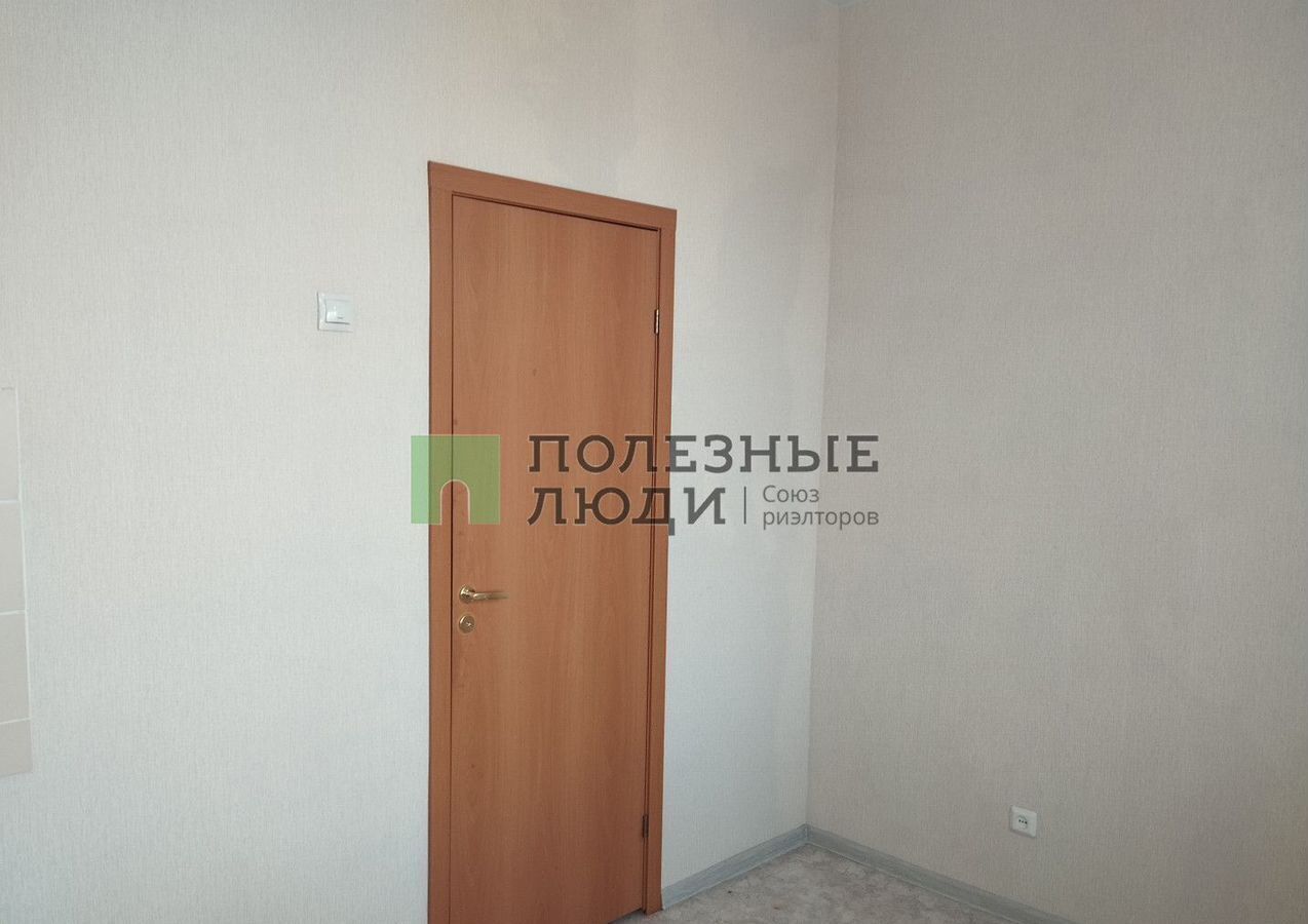 квартира г Барнаул р-н Октябрьский ул Глушкова 52 фото 4