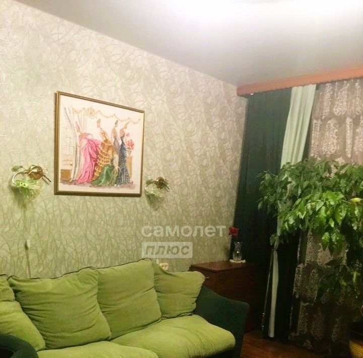 квартира г Сургут ул Дзержинского 3/2 7А фото 1