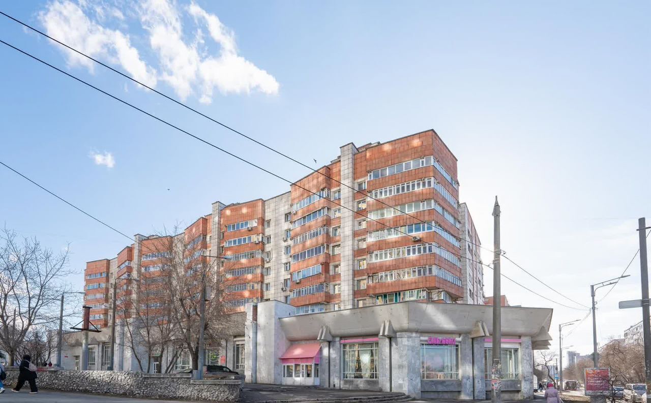 квартира г Пермь р-н Ленинский ул Борчанинова 15 фото 1