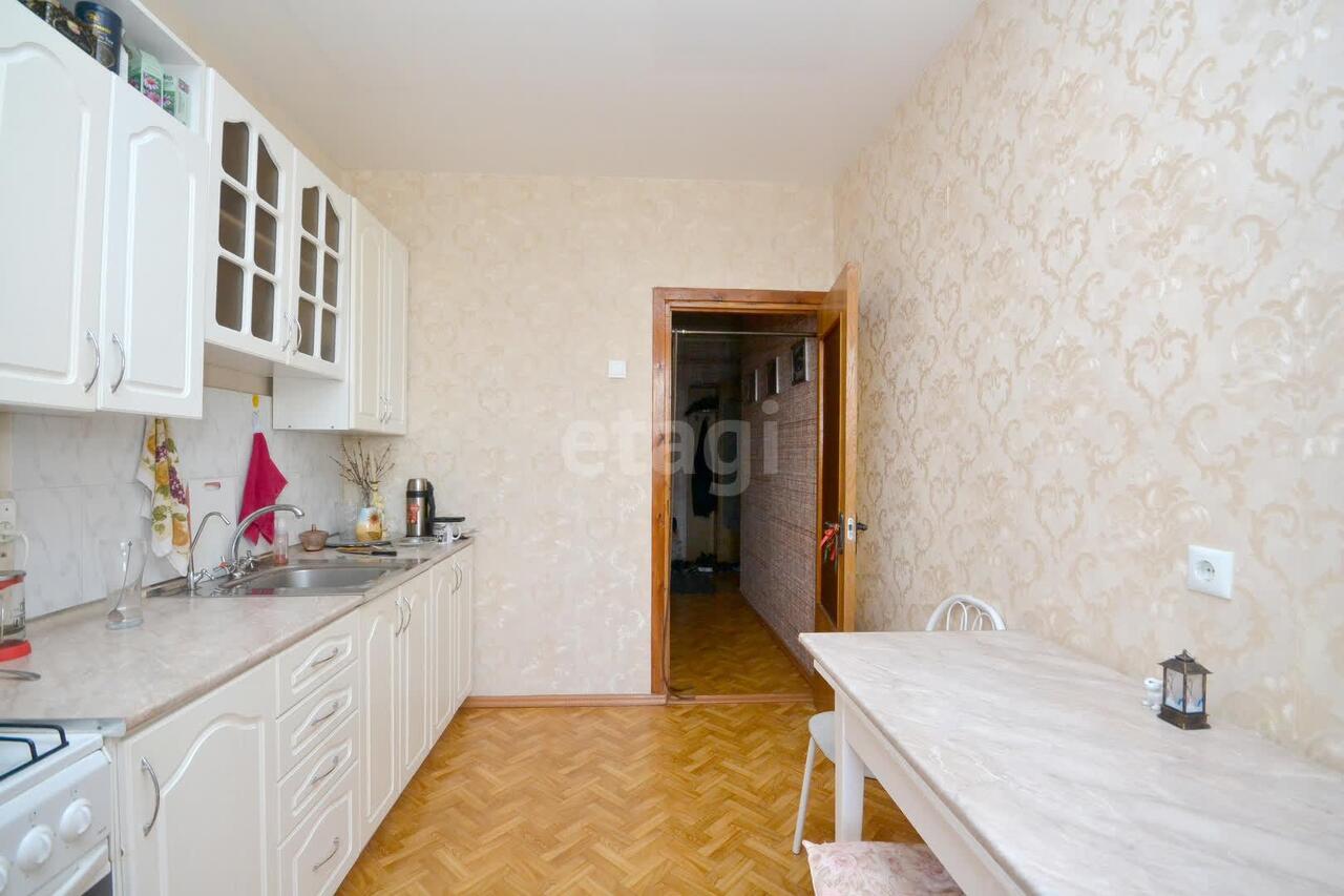 квартира г Якутск Республика Саха Якутия, Федора Попова, 17 к 2 фото 2