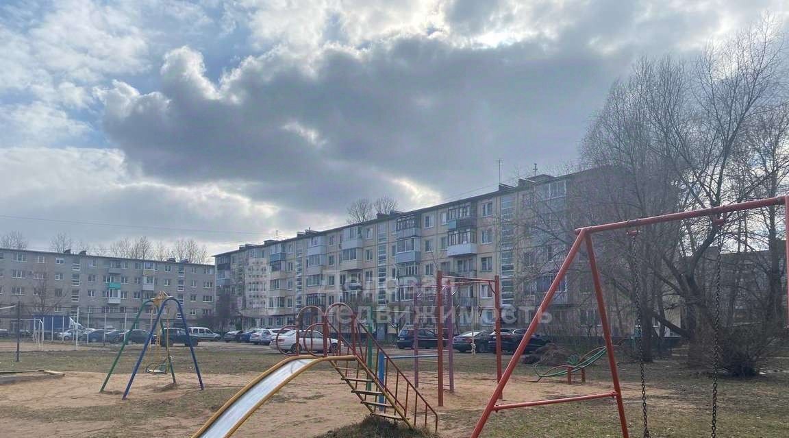 квартира г Великий Новгород ул Менделеева 14 фото 25