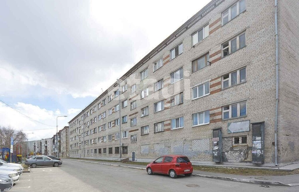 квартира г Тюмень ул Карла Маркса 108 фото 1