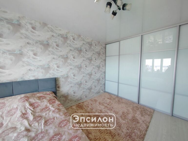 квартира г Курск р-н Центральный пр-кт Вячеслава Клыкова 49 фото 3