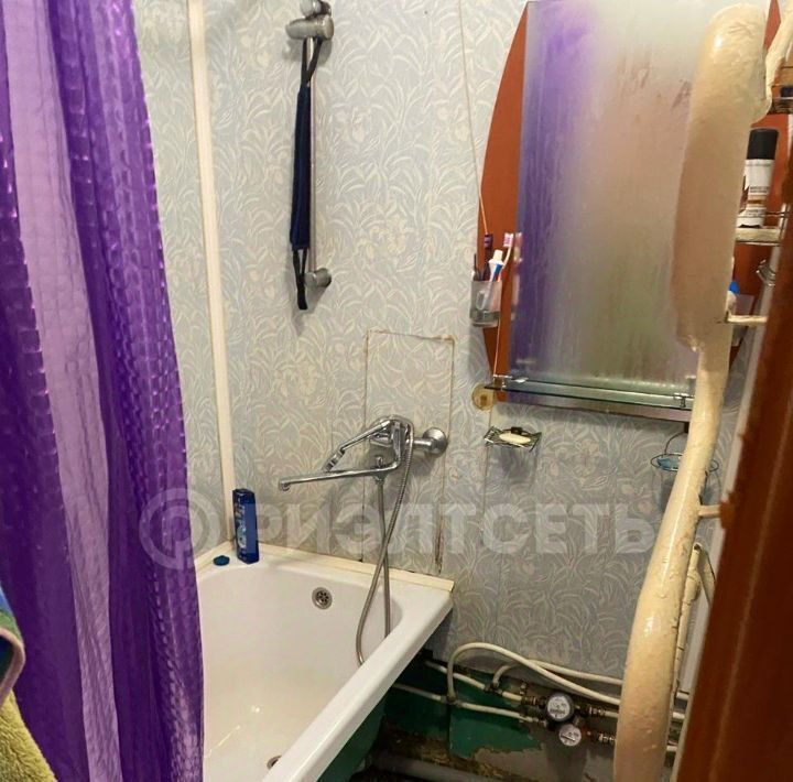 комната г Мурманск р-н Ленинский ул Александрова 30/1 фото 4