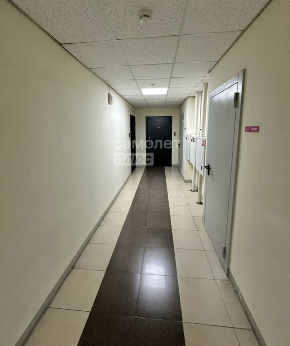 квартира г Хабаровск р-н Железнодорожный ул Ленинградская 53к/2 фото 9